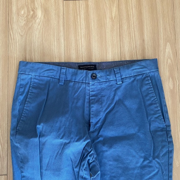 Banana Republic Men’s Chinos - Picture 4 of 4